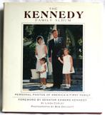 The Kennedy Family Album. Personal photos of America’s First, Utilisé, Enlèvement ou Envoi, Biografie foto's