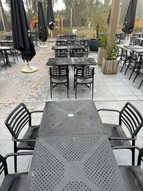 Tuintafel / terrastafel horeca / thuis 130st aan 15 euro/st, Tuin en Terras, Tuintafels, Gebruikt, Vierkant, Kunststof, Ophalen