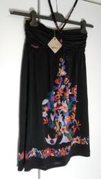 Robe bain de soleil Neuve avec étiquette avec motif fleurs, Vêtements | Femmes, Enlèvement ou Envoi, Neuf
