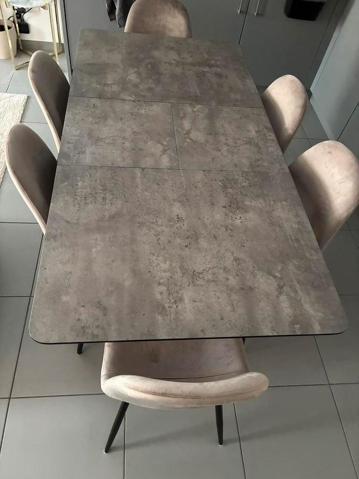 Uitschuifbare tafel met 6 stoelen met lopende garantie, Huis en Inrichting, Complete eetkamers, Zo goed als nieuw, Ophalen