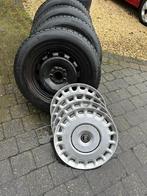 4 Stalen velgen met wieldeksels Volvo - 5 gaten V50/S40/C30, Auto-onderdelen, Banden en Velgen, Ophalen, Gebruikt, 15 inch, Velg(en)