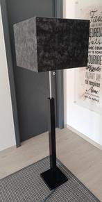 Lampadaire pied laqué noir et abat jour noir pailleté, Huis en Inrichting, Lampen | Vloerlampen, Ophalen, Gebruikt