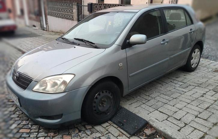 Toyota Corolla, Autos, Toyota, Particulier, Corolla, Alarme, Rétroviseurs électriques, Vitres électriques, Radio, Diesel, Boîte manuelle