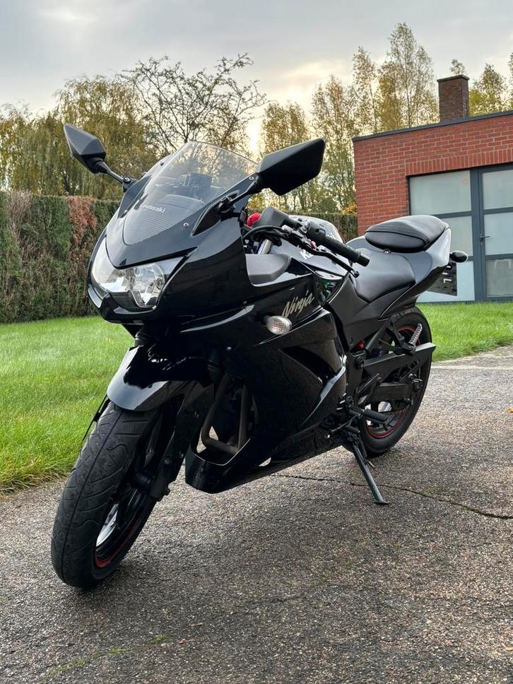 Kawasaki ninja 250r, Motoren, Motoren | Kawasaki, Particulier, Sport, 12 t/m 35 kW, 2 cilinders, Minimaal motorrijbewijs A2, Ophalen