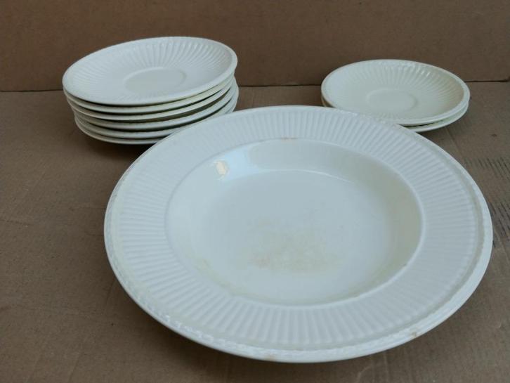 Wedgwood Etruria Edme 9 vintage bordjes SALE, Antiek en Kunst, Antiek | Servies los, Ophalen of Verzenden