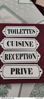 4 plaques émaillées cuisine, toilettes, réception, privé., Collections, Collections Autre, Comme neuf, Enlèvement ou Envoi