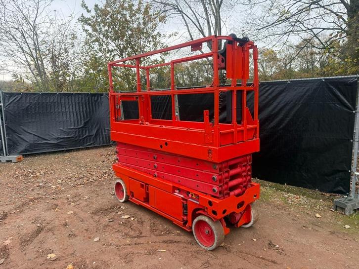 Schaarlift Genie 10m., Zakelijke goederen, Machines en Bouw | Liften, Steigers en Ladders, Ophalen