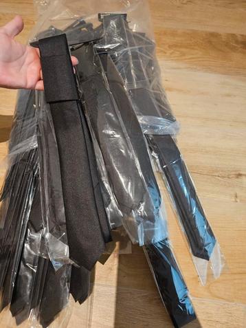 stropdassen beschikbaar voor biedingen