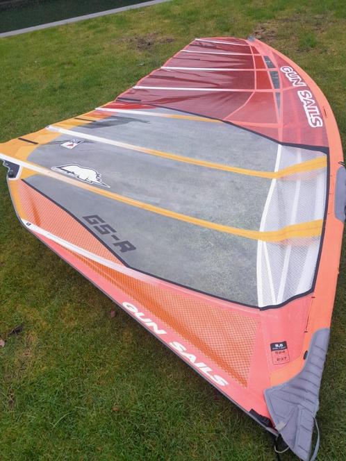 Gunsails Gsr 8,7 en 9,5 race / slalom zeilen te koop, Watersport en Boten, Windsurfen, Gebruikt, Mast, Met draagtas, 7 m² of meer