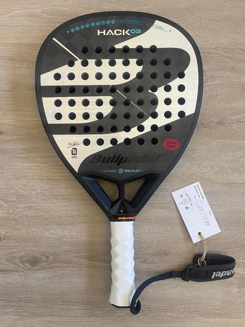 Bullpadel Hack 03 inclusief hesacore, Sport en Fitness, Padel, Gebruikt, Padelracket, Ophalen of Verzenden