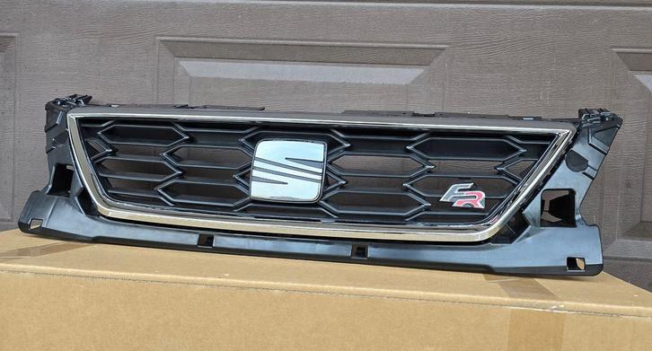 Grill Seat Leon 3 III 5F FACELIFT GRILLE FR 5F0853654J NIEUW, Auto-onderdelen, Carrosserie, Bumper, Voor, Nieuw, Herkomst onderdeel bekend