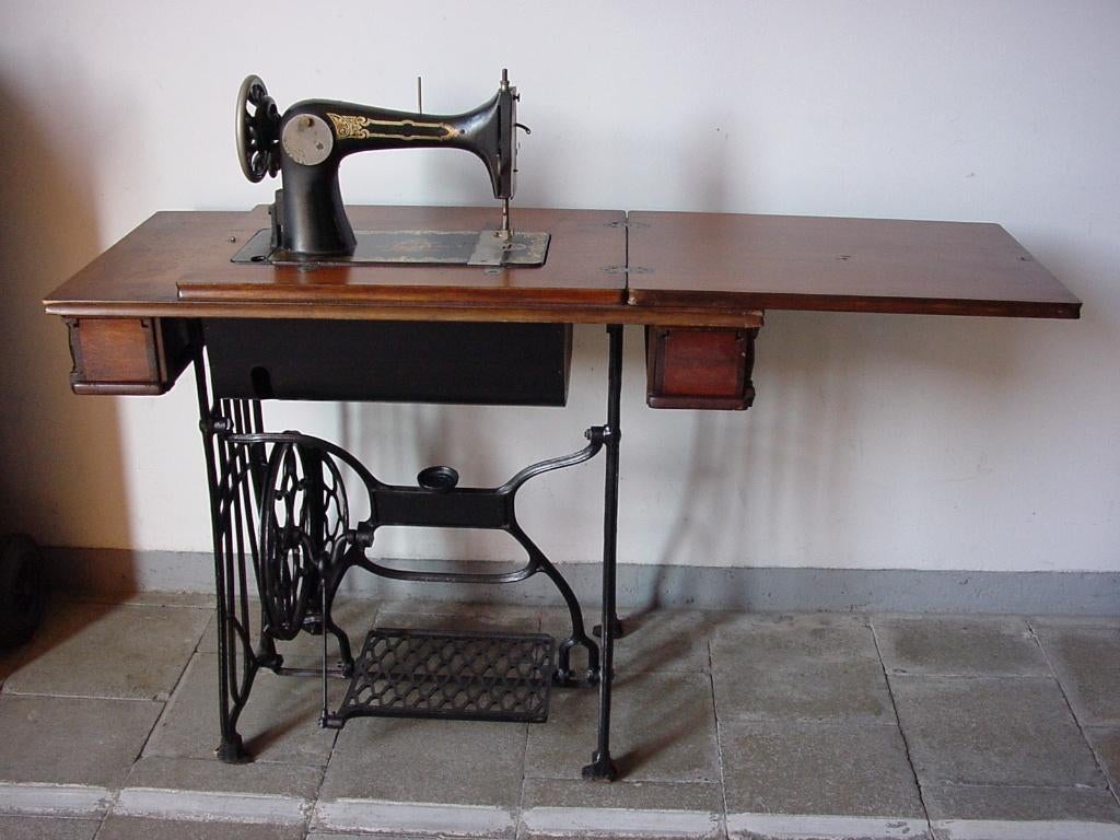 Naaimachine original Wilson, Antiek en Kunst, Antiek | Naaimachines, Ophalen