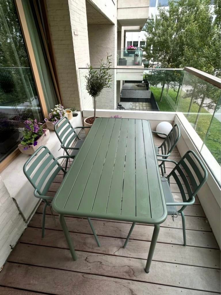 Table de jardin avec 4 chaises, Enlèvement