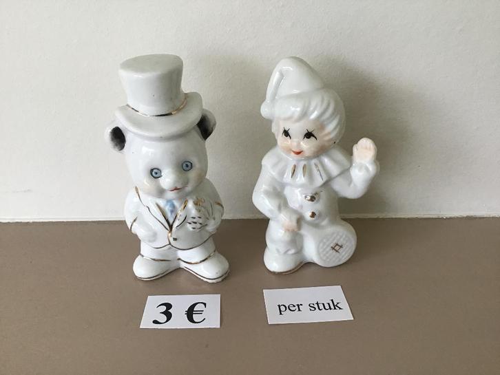 20 tal mooie kleine beeldjes aan spotprijzen, Antiek en Kunst, Antiek | Porselein, Ophalen of Verzenden
