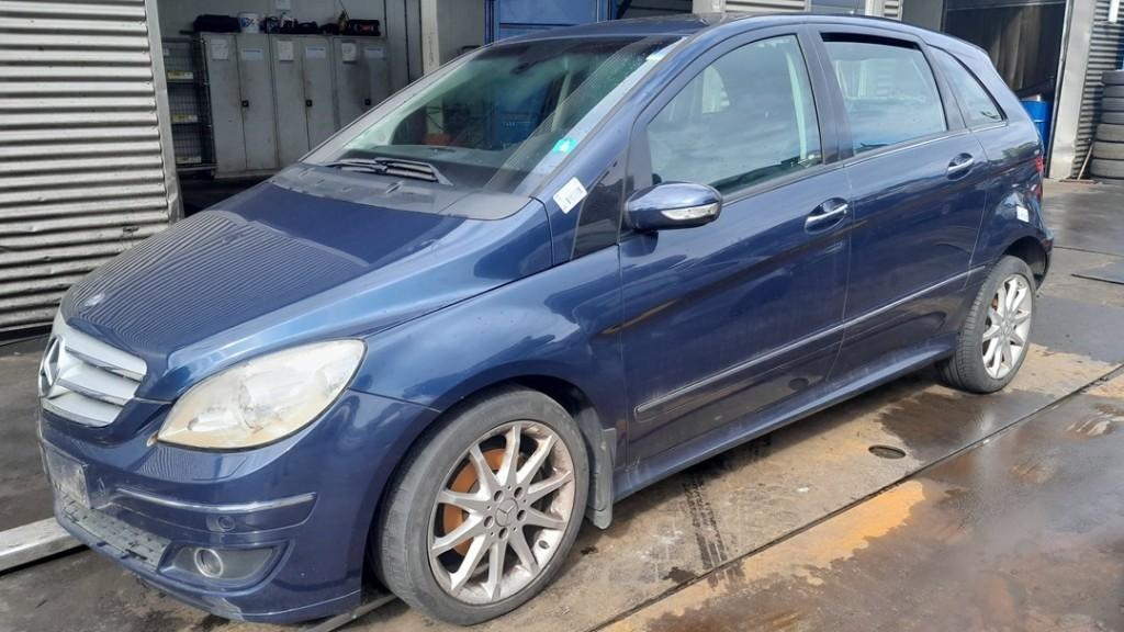 ETRIER DE FREIN AVANT GAUCHE ABS Mercedes-Benz B (W245,242), Autos : Pièces & Accessoires, Utilisé, Mercedes-Benz