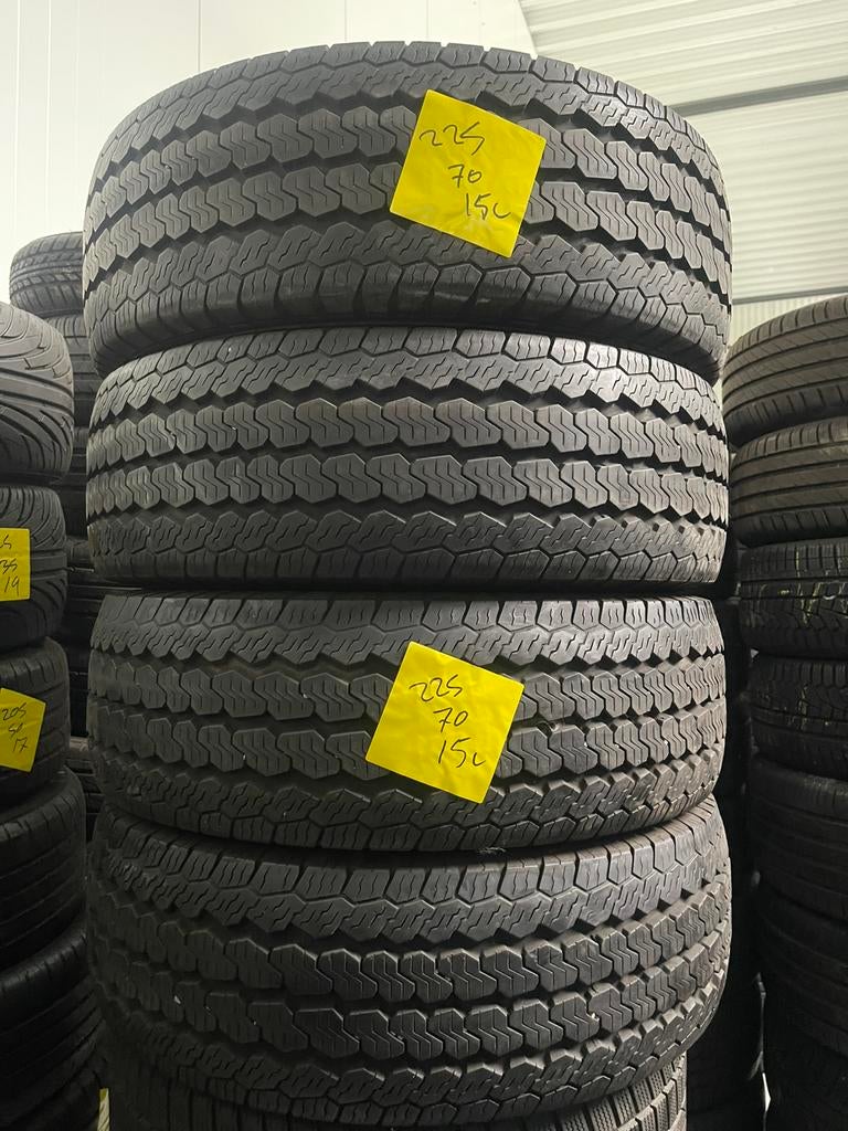 225/70/15c(112/110/R) M+S Continentale 225/70/15c(112/110R), Ophalen of Verzenden