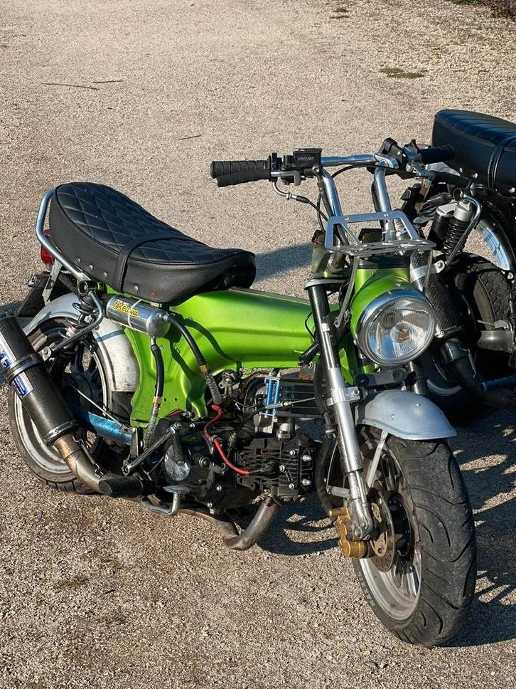 Dax b klasse, Vélos & Vélomoteurs, Cyclomoteurs | Honda, Enlèvement