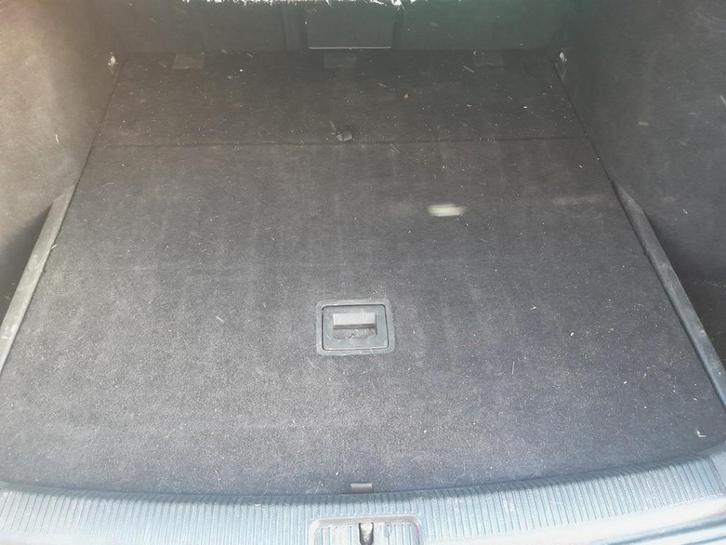 TAPIS DE COFFRE Volkswagen Golf V Variant (1K5), Autos : Pièces & Accessoires, Habitacle & Garnissage, Volkswagen, Utilisé