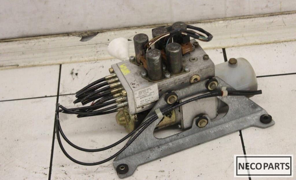 MERCEDES BENZ W208 CLK CABRIO DAK POMP DAK MOTOR, Utilisé, -, -, Enlèvement ou Envoi