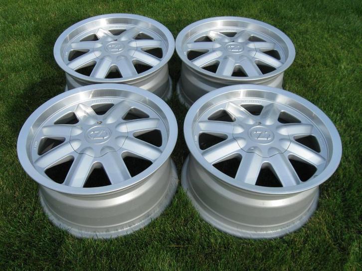 15” Oldschool OZ set - NIEUW - BMW Z3 E36 E46, Auto-onderdelen, Banden en Velgen, Velg(en), 15 inch, Overige, Personenwagen, Nieuw