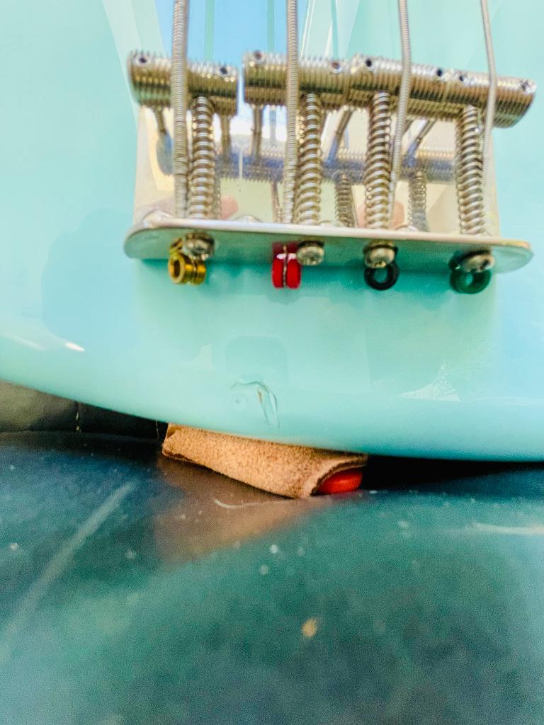 Fender Squier Jazz Bass, Muziek en Instrumenten, Snaarinstrumenten | Gitaren | Bas, Ophalen of Verzenden, Zo goed als nieuw, Elektrisch