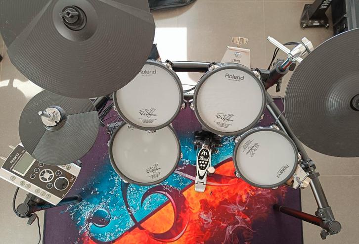 Zeer mooie Roland V-Drum met vele extra's, Muziek en Instrumenten, Drumstellen en Slagwerk, Zo goed als nieuw, Roland, Elektronisch
