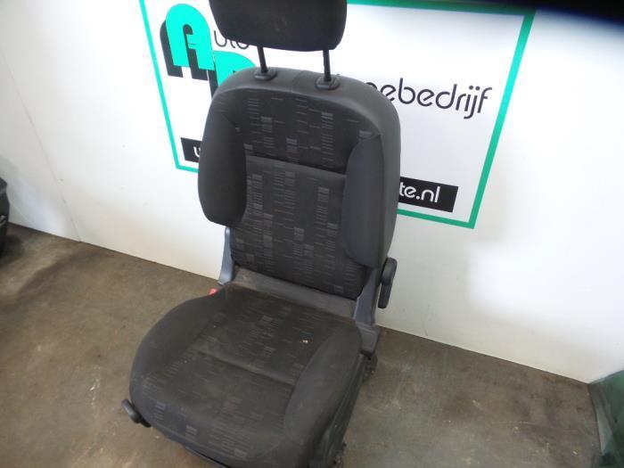 Siège gauche d'un Citroen Berlingo (Berlingo 08-), Autos : Pièces & Accessoires, Habitacle & Garnissage, Citroën, Utilisé, 3 mois de garantie