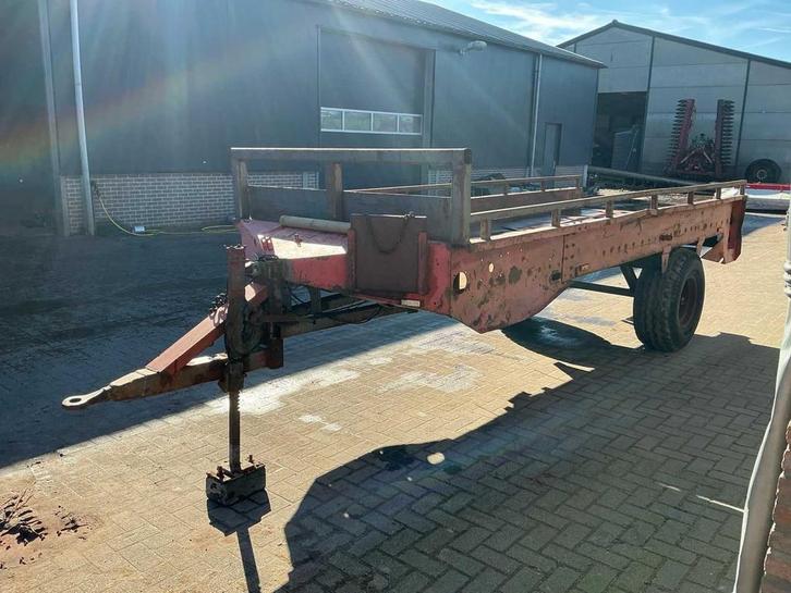 Camion coffret pour la grue, Articles professionnels, Agriculture | Outils, Autre, Autres types