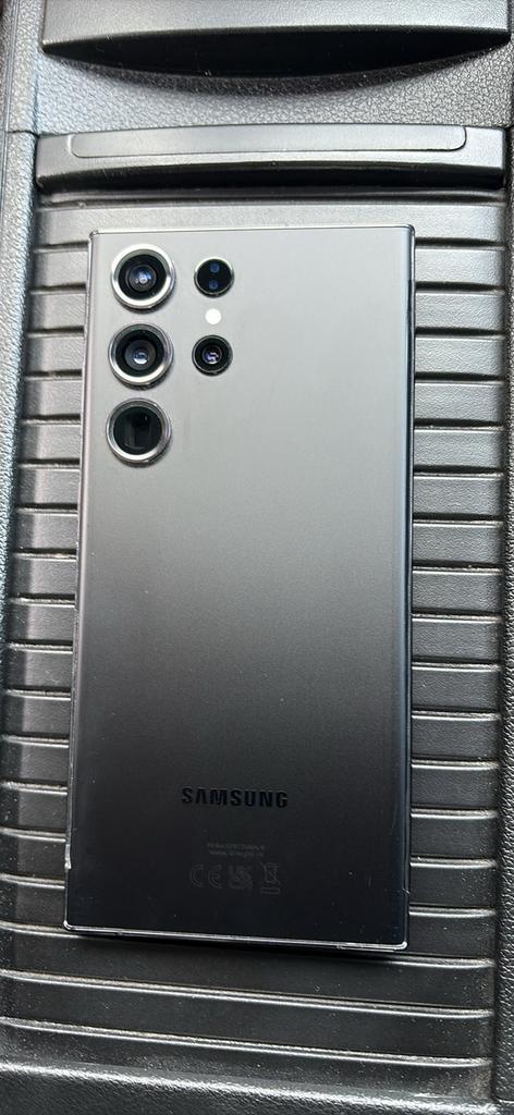 Samsung Galaxy S23 Ultra, Télécoms, Téléphonie mobile | Samsung, Comme neuf, Galaxy S23, 256 GB, Android OS, 10 mégapixels ou plus