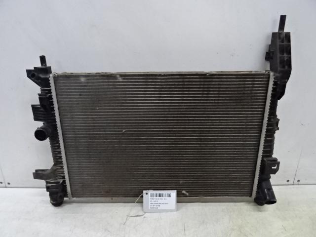 RADIATEUR Ford Focus 3 (01-2010/01-2020), Auto-onderdelen, Airco en Verwarming, Ford, Gebruikt