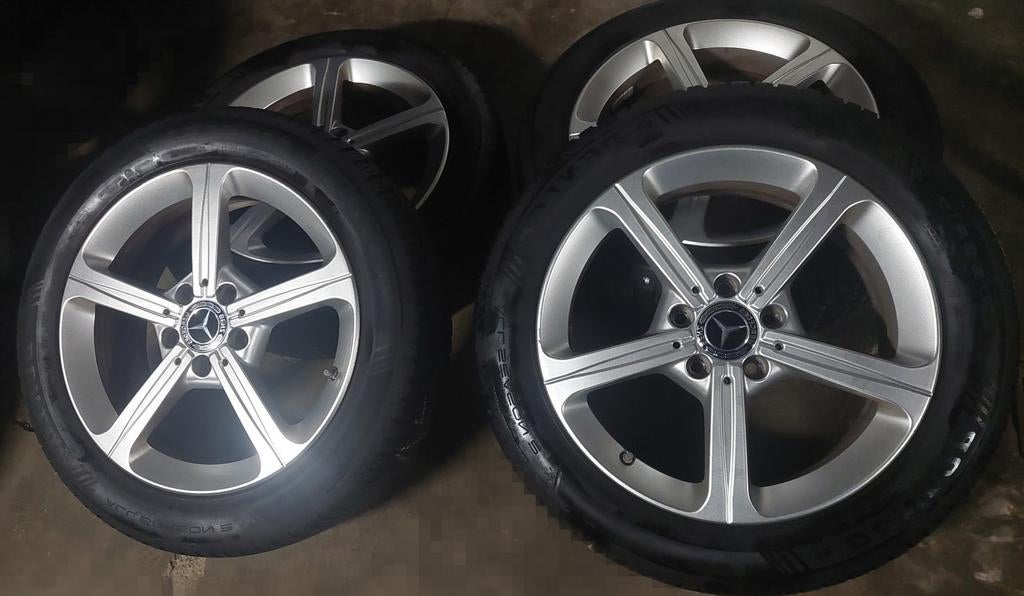 Original Mercedes classe A-B-CLA jantes avec pneus saison, Autos : Pièces & Accessoires, Enlèvement, Pneu(s)