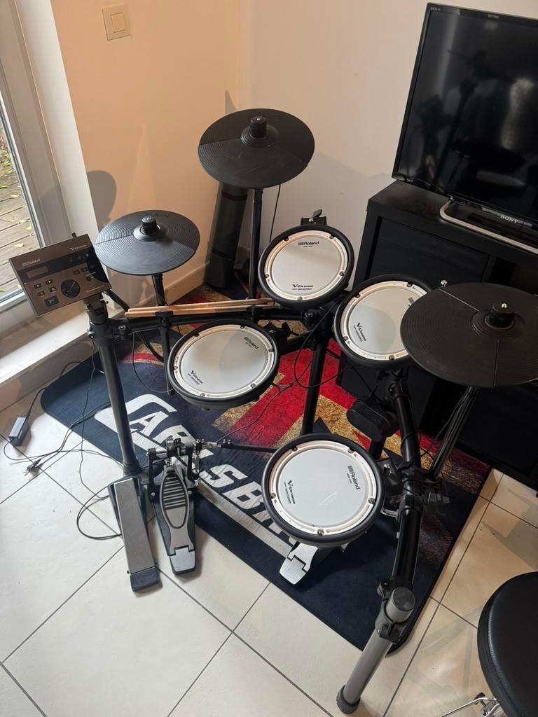 Roland TD-07 DMK V-drums (inclusief stoeltje en pedalen), Ophalen, Zo goed als nieuw, Roland, Elektronisch