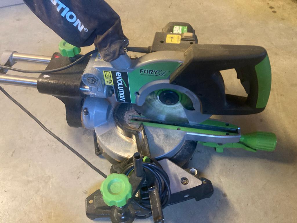 scie a tronçonner, Enlèvement, Comme neuf, Scie circulaire, Evolution