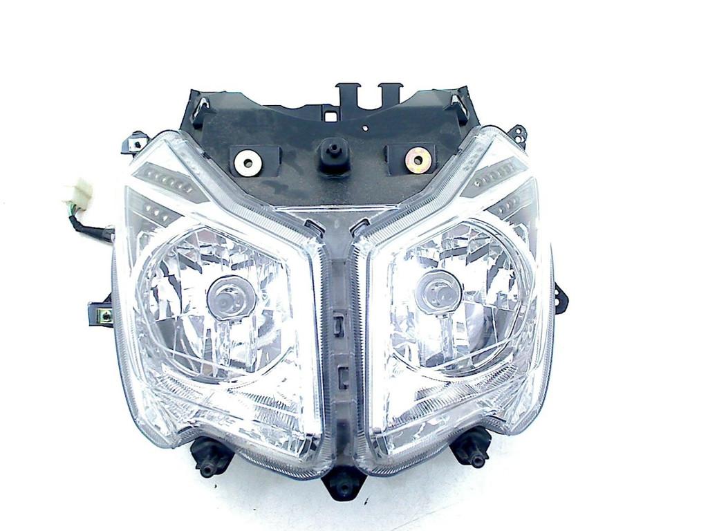 KOPLAMP Sym Jet 14 50i 4T E5 2021-2024 (33100-X7A-000), Gebruikt, P.J. Troelstraweg 8 8
3144 CX  MAASSLUIS, NL, Info@cama-motorparts.nl