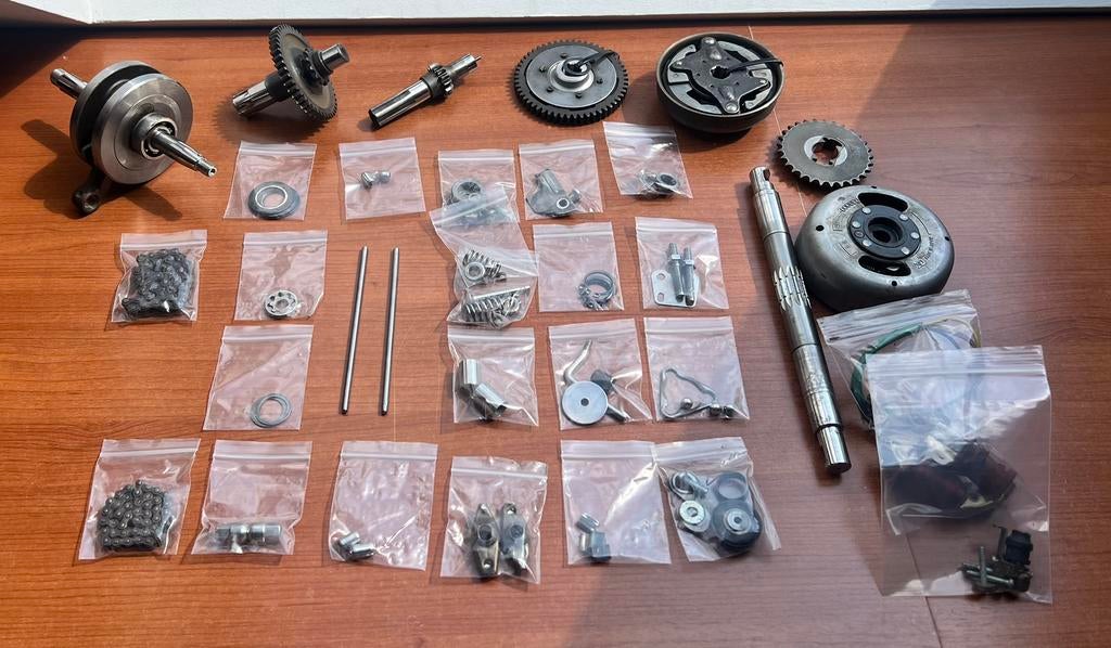 Honda Amigo, Fietsen en Brommers, Brommeronderdelen | Oldtimers, Ophalen of Verzenden