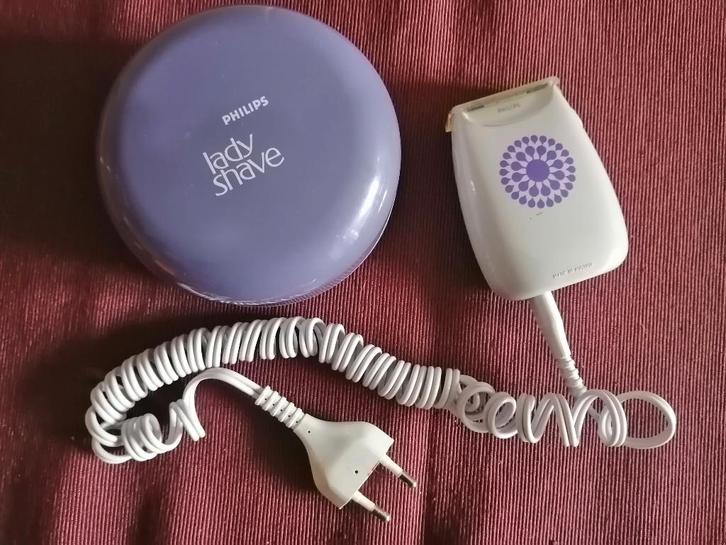 Philips Lady Shave - rasoir électrique pour femme, Elektronische apparatuur, Persoonlijke Verzorgingsapparatuur, Scheren en Epileren