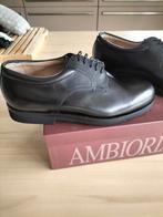 A vendre chaussures homme 15€, Vêtements | Hommes, Chaussures, Enlèvement