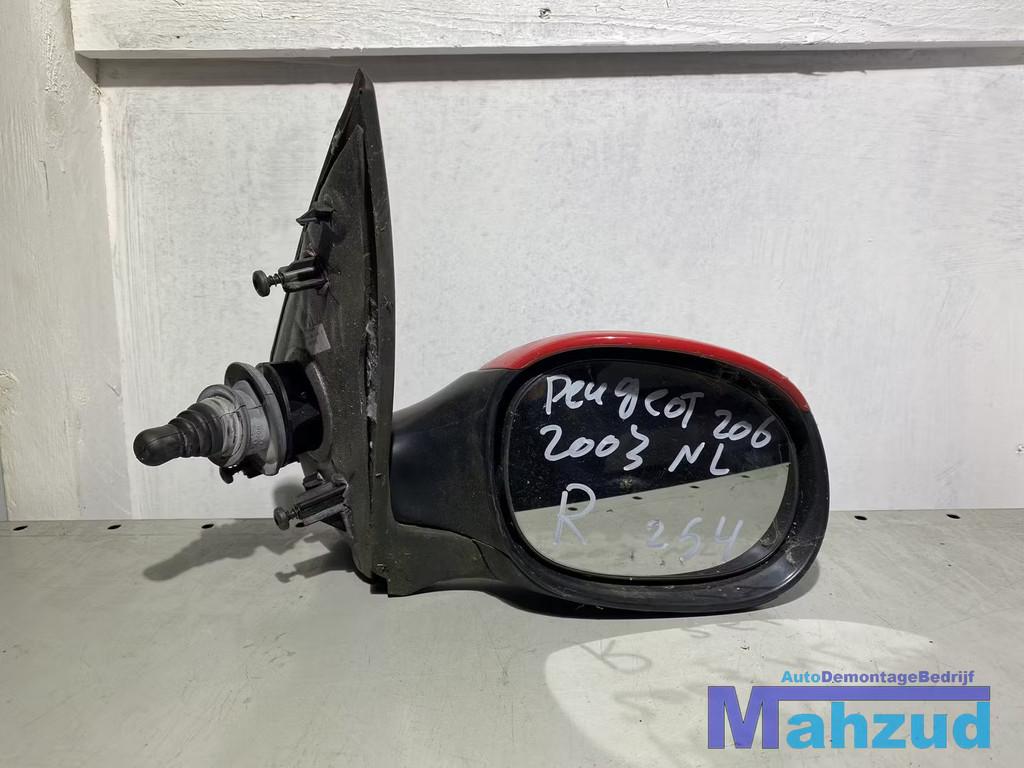 PEUGEOT 206 SW Rood KKN rechts spiegel buitenspiegel 2002-20, Taurusavenue 1
2132 LS  Hoofddorp, NL, Contact.group@renault.com