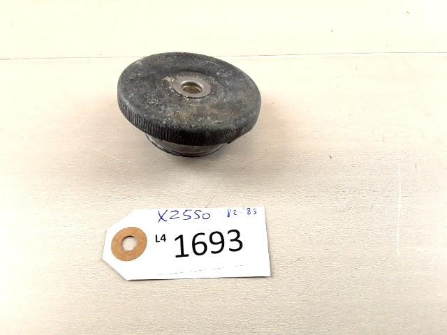 XZ550G 1982 - 1983 Yamaha Radiator Stop D1-37646, Motos