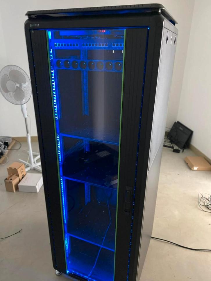 Lanview 42u 60x60x160 netwerkkast, Computers en Software, Serverkasten, Nieuw, Glas, Plaatstaal, Ophalen