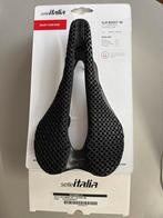 Selle Italia SLR Boost 3D Carbon Superflow Selle Italia, Enlèvement, Comme neuf, Vélo de course, Selle