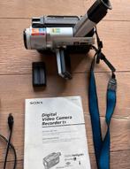 Caméra vidéo Sony DCR-TRV110E digital8 Hi8 Video8, Enlèvement ou Envoi, Comme neuf, Caméra, Sony