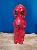 Keramieken beeld van een Basset Hound met lange oren,, Antiek en Kunst, Ophalen