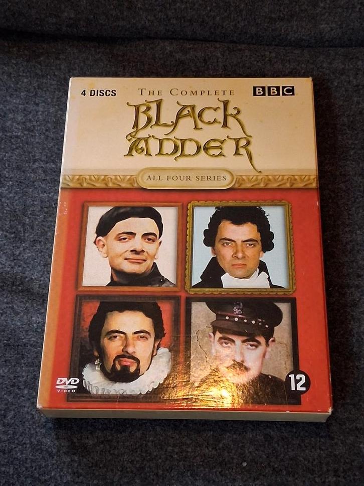 Dvd-box The complete Black adder all 4 series (bbc), Cd's en Dvd's, Dvd's | Tv en Series, Zo goed als nieuw, Komedie, Boxset, Vanaf 12 jaar