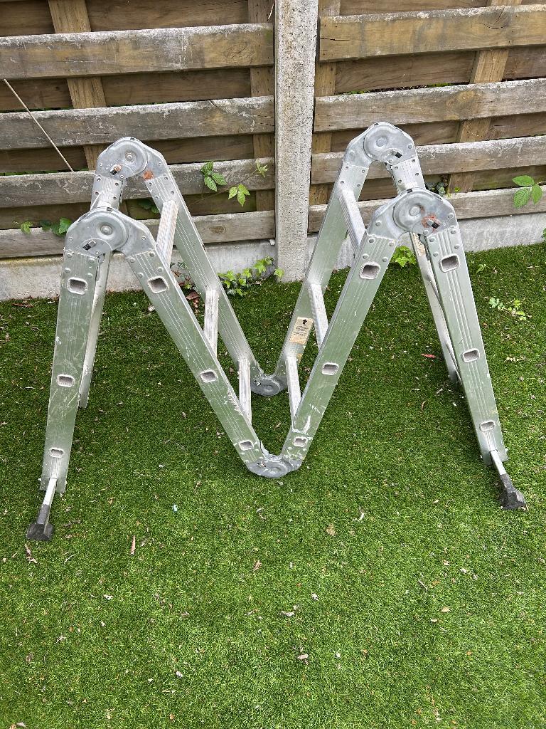 Vouwladder, Ophalen, Gebruikt, Ladder, Opvouwbaar of Inschuifbaar