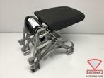 audi a4 8w 2017 armsteun, Gebruikt, AUDI AG, Auto-Union-Strasse 1
85045  Ingolstadt, DE, Audi
