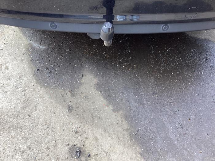 Trekhaak van een Ford C-Max, Auto-onderdelen, Ophanging en Onderstel, Ford, Gebruikt, 3 maanden garantie, Ophalen of Verzenden