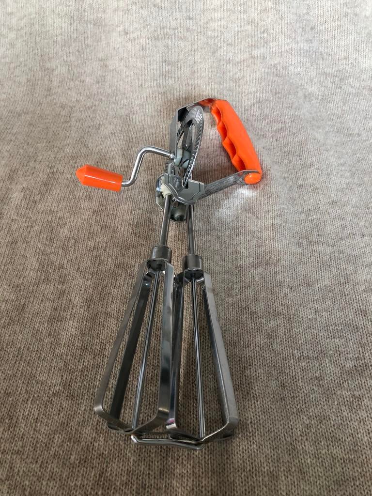Vintage handmixer, Elektronische apparatuur, Keukenmixers, Ophalen, Zo goed als nieuw