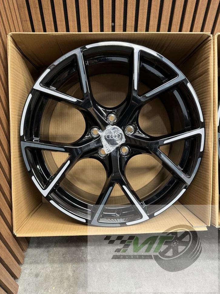 19" Audi RS3 8Y 8Y0601025BP ET25 Cerchi Jante Felgi NEW OEM, Autos : Pièces & Accessoires, Pneus & Jantes, Pneu(s), 19 pouces