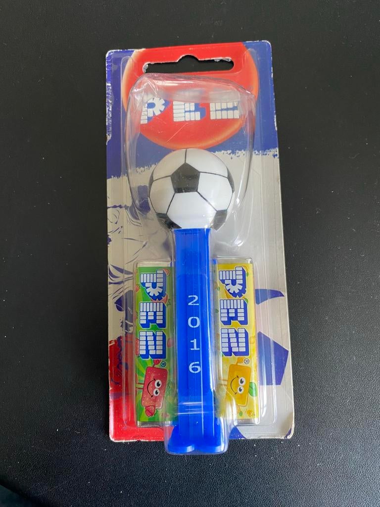 PEZ voetbal 2016, Verzamelen, Ophalen of Verzenden, Zo goed als nieuw